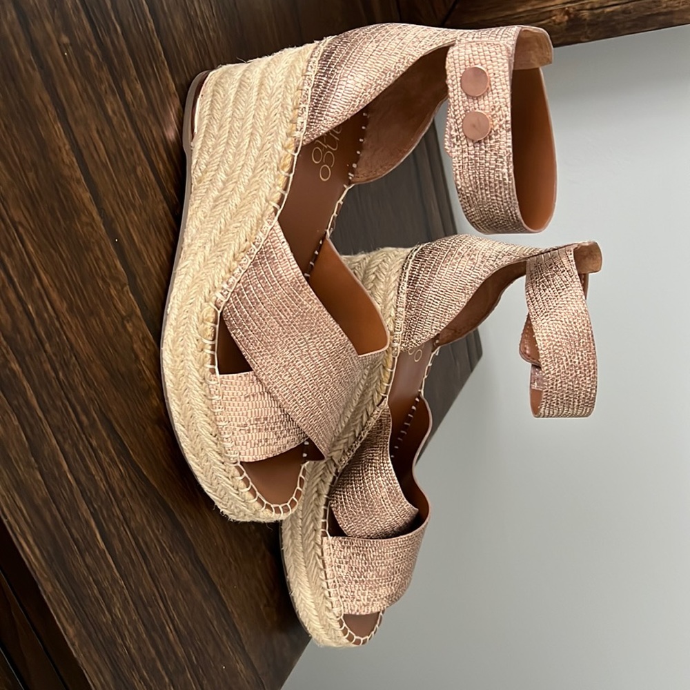 Franco Sarto Tan Wedges